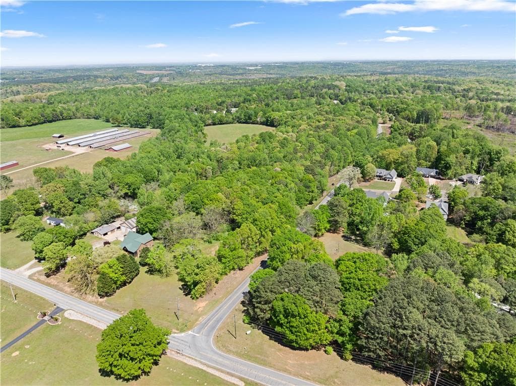 3 bedroom, 2 bathroom, 1,500 sq ft single family residence for sale at 4276 Woods Bridge Road, Commerce, GA 30529 — photo 7