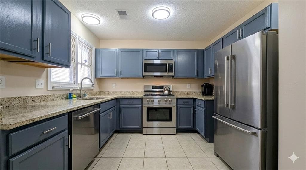 3 bedroom, 3 bathroom, 1,426 sq ft townhouse for sale at 4790 Hairston Place, Stone Mountain, GA 30088 — photo 8