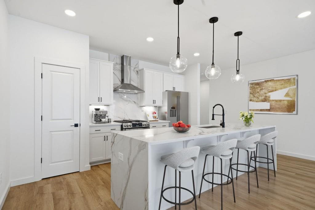 5 bedroom, 4 bathroom, 2,716 sq ft townhouse for sale at 1066 Glen Opal Drive, Decatur, GA 30032 — photo 3