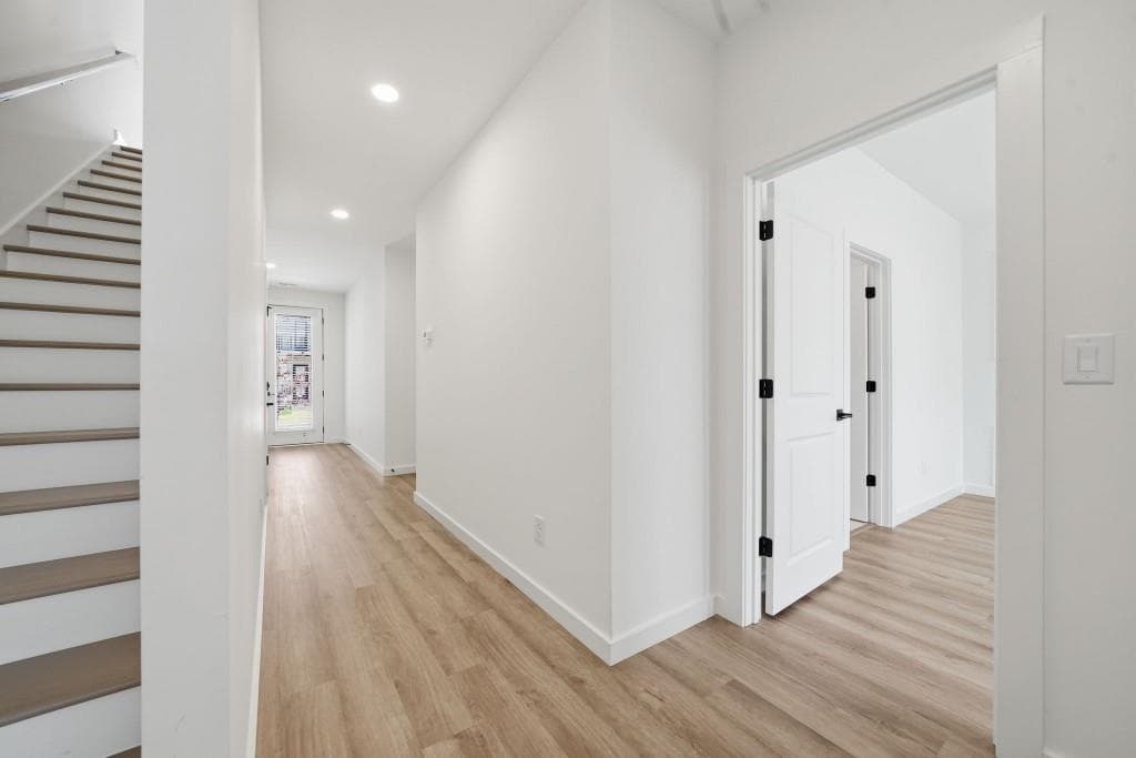 5 bedroom, 4 bathroom, 2,716 sq ft townhouse for sale at 1066 Glen Opal Drive, Decatur, GA 30032 — photo 10