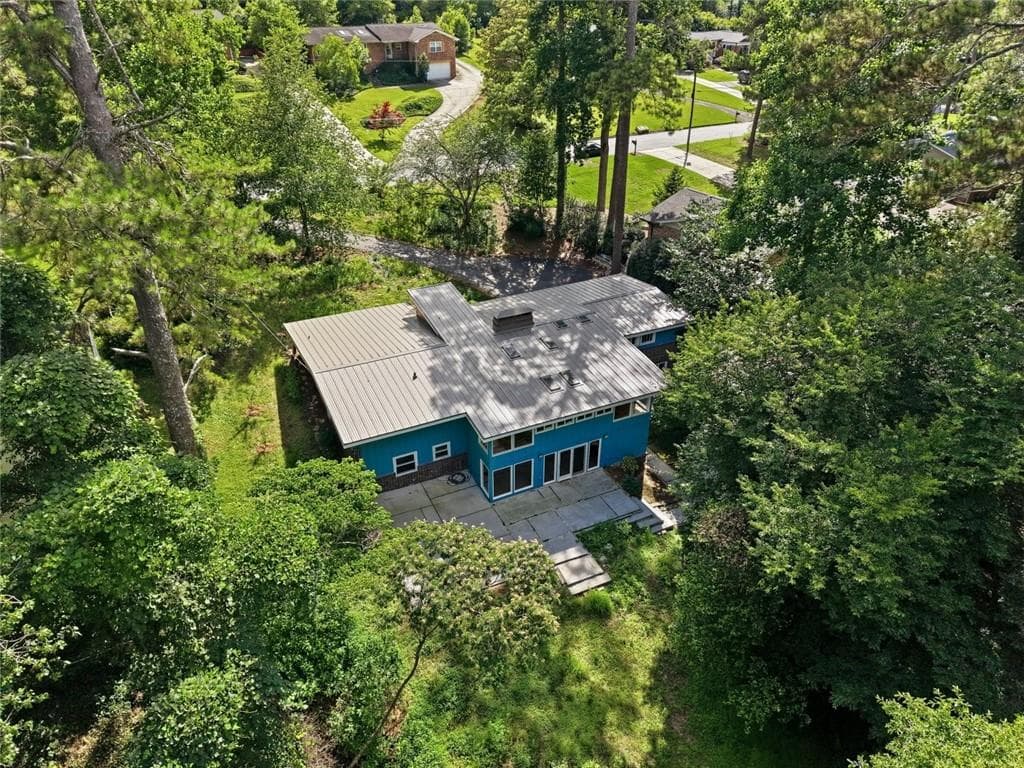 5 bedroom, 3 bathroom, 3,800 sq ft single family residence for sale at 1989 N Ridgeway, Atlanta, GA 30345 — photo 2