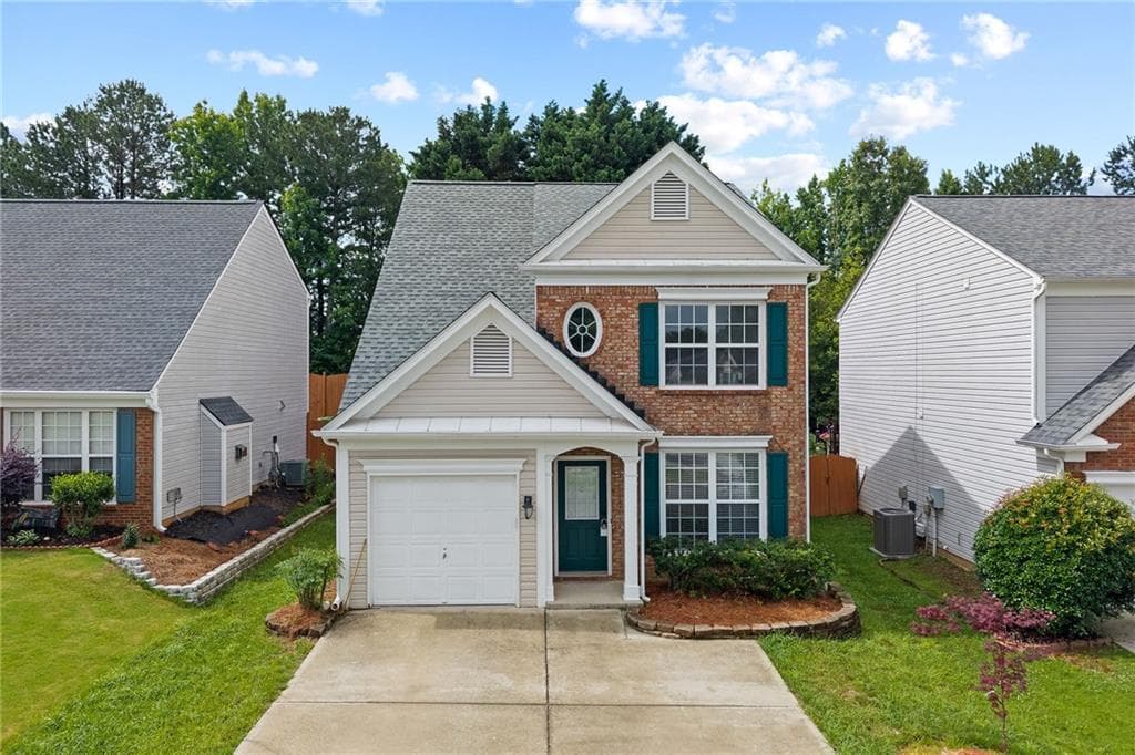 3 bedroom, 3 bathroom, 1,468 sq ft single family residence for rent at 2704 Regent Walk Drive, Duluth, GA 30096 for $2,100 a month — photo 1 of 44