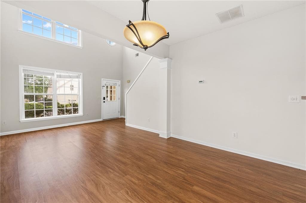 3 bedroom, 3 bathroom, 1,468 sq ft single family residence for rent at 2704 Regent Walk Drive, Duluth, GA 30096 for $2,100 a month — photo 7