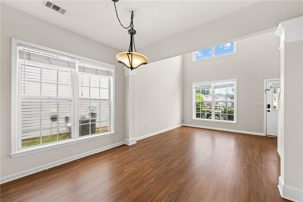 3 bedroom, 3 bathroom, 1,468 sq ft single family residence for rent at 2704 Regent Walk Drive, Duluth, GA 30096 for $2,100 a month — photo 8