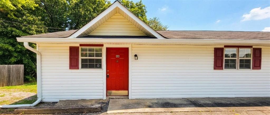 2 bedroom, 2 bathroom, 1,120 sq ft duplex for rent at 3813 N Bogan Road 4A, Buford, GA 30519 for $1,445 a month — photo 1 of 11