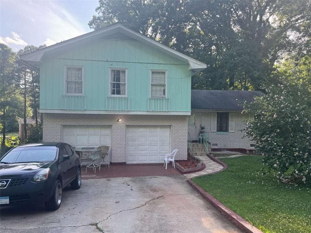 4 bedroom, 3 bathroom single family residence for sale at 365 Shelton Woods Court, Stone Mountain, GA 30088