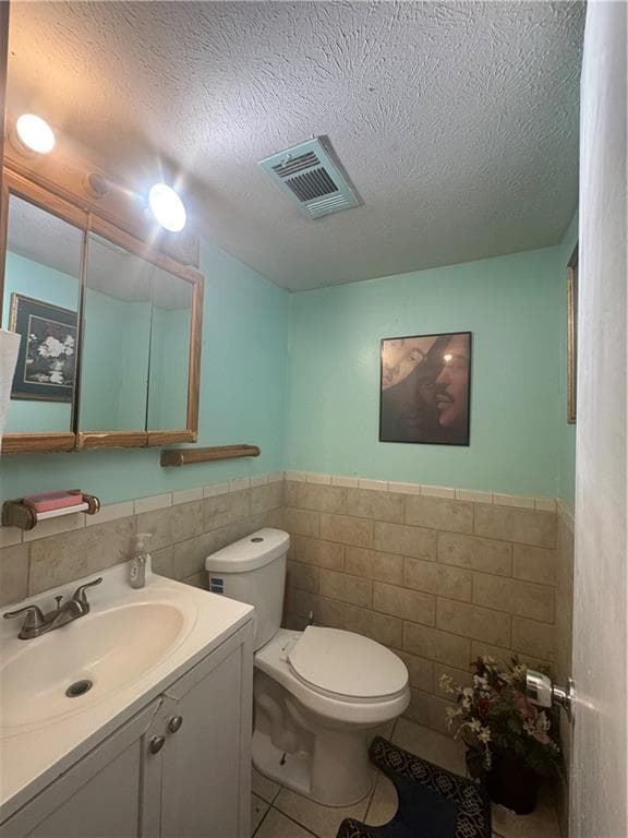 4 bedroom, 3 bathroom single family residence for sale at 365 Shelton Woods Court, Stone Mountain, GA 30088 — photo 9
