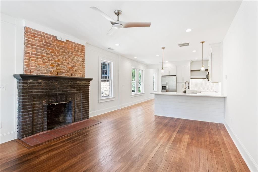 1 bedroom, 1 bathroom, 900 sq ft quadruplex for rent at 512 Ralph Mcgill Boulevard 4, Atlanta, GA 30312 for $2,050 a month — photo 2