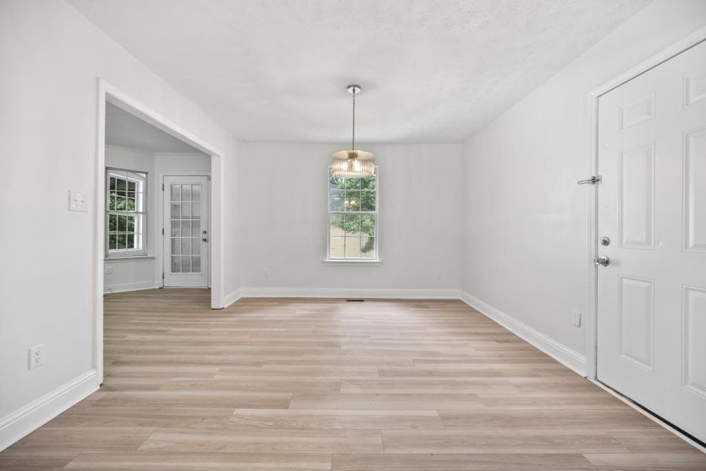 4 bedroom, 3 bathroom, 2,500 sq ft single family residence under contract at 187 Fair Havens Drive, Hiram, GA 30141 — photo 6