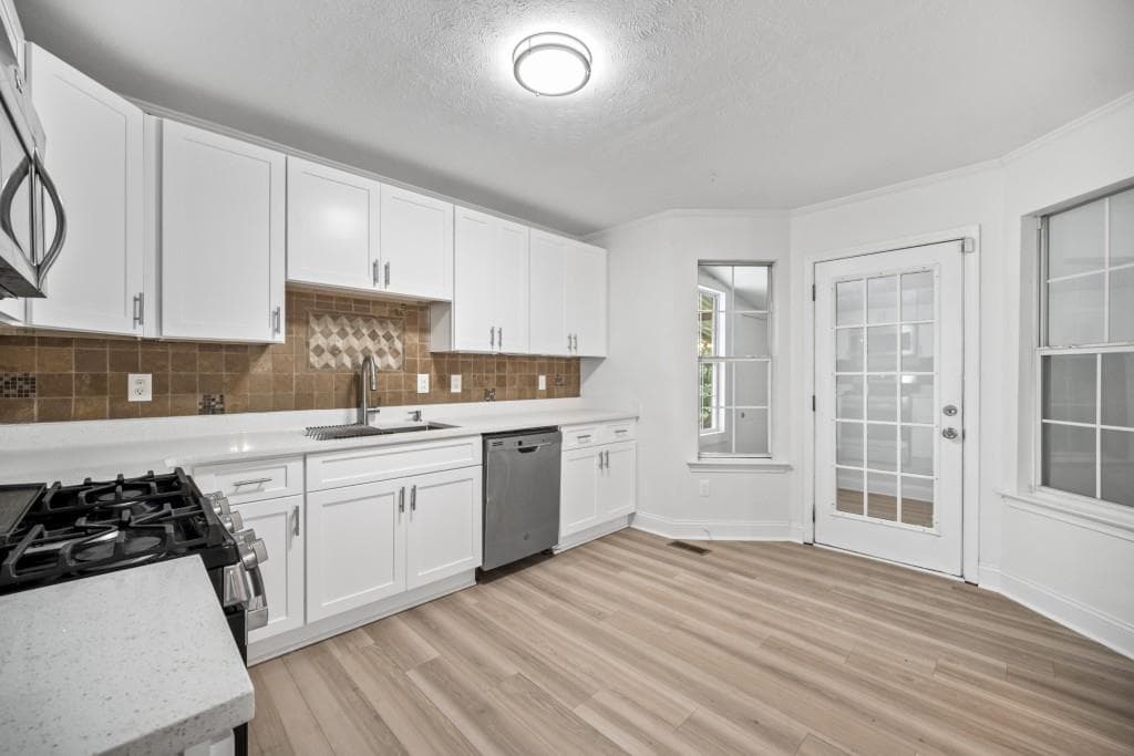 4 bedroom, 3 bathroom, 2,500 sq ft single family residence under contract at 187 Fair Havens Drive, Hiram, GA 30141 — photo 8