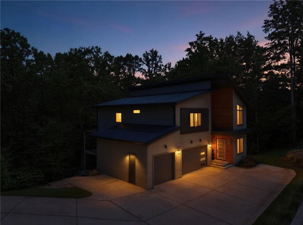 5 bedroom, 4 bathroom, 4,465 sq ft single family residence for sale at 5545 Our Road, Oakwood, GA 30566 — photo 2