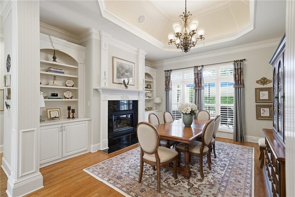 4 bedroom, 5 bathroom, 6,109 sq ft single family residence for sale at 7135 Sheffield Place, Cumming, GA 30040 — photo 7