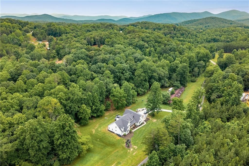 6 bedroom, 6 bathroom, 5,191 sq ft single family residence for sale at 1485 Duffy Grizzle Road, Dahlonega, GA 30533 — photo 6