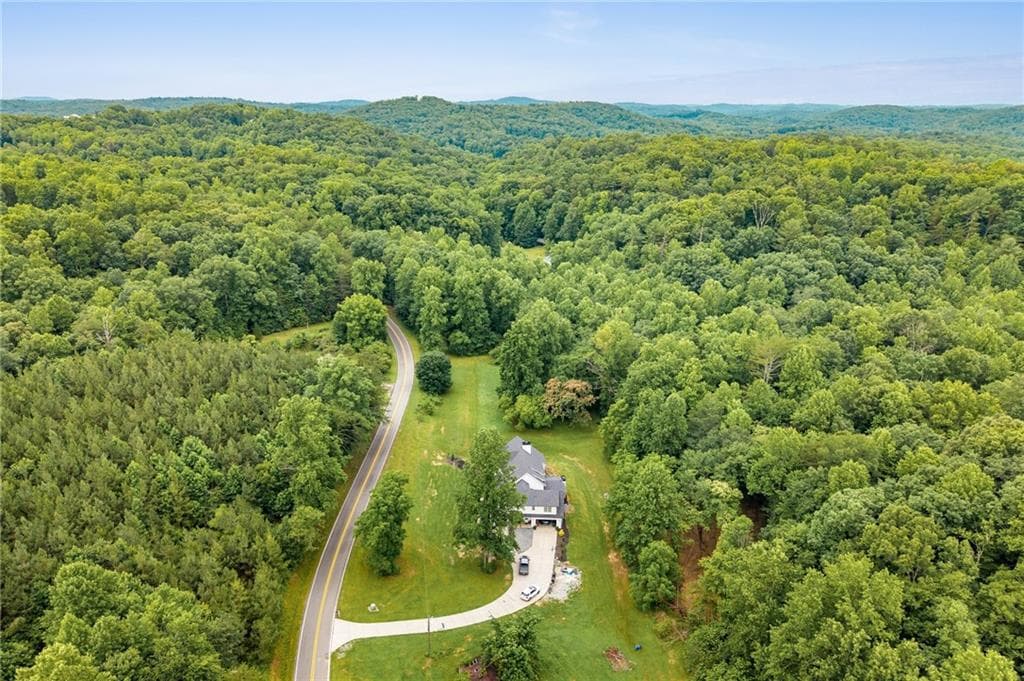 6 bedroom, 6 bathroom, 5,191 sq ft single family residence for sale at 1485 Duffy Grizzle Road, Dahlonega, GA 30533 — photo 8