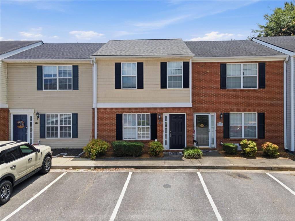 2 bedroom, 2 bathroom, 1,116 sq ft townhouse for sale at 18 Princeton Place Drive, Adairsville, GA 30103 — photo 2