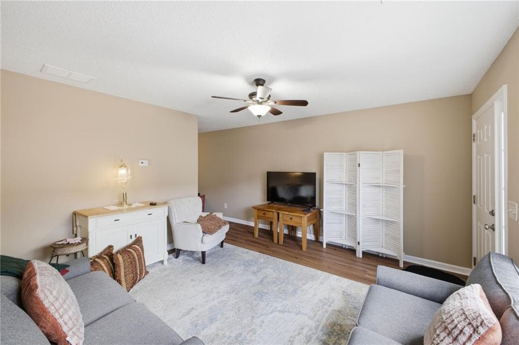 2 bedroom, 2 bathroom, 1,116 sq ft townhouse for sale at 18 Princeton Place Drive, Adairsville, GA 30103 — photo 6