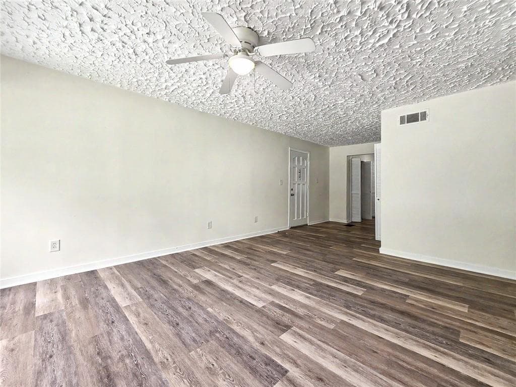 3 bedroom, 2 bathroom, 1,296 sq ft single family residence for sale at 2559 Dale Creek Drive, Atlanta, GA 30318 — photo 9