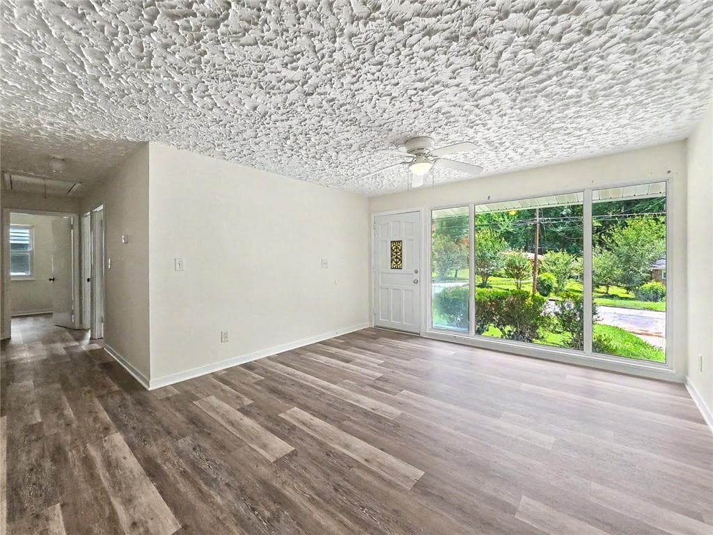 3 bedroom, 2 bathroom, 1,296 sq ft single family residence for sale at 2559 Dale Creek Drive, Atlanta, GA 30318 — photo 10