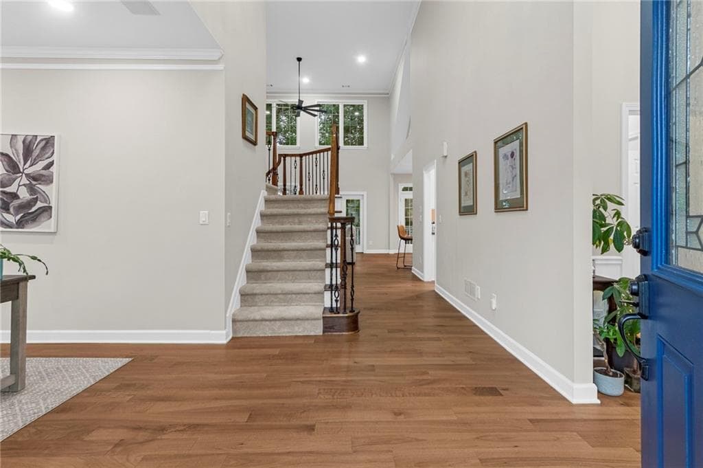 6 bedroom, 5 bathroom, 4,556 sq ft single family residence under contract at 6455 Rutherford Place, Suwanee, GA 30024 — photo 4