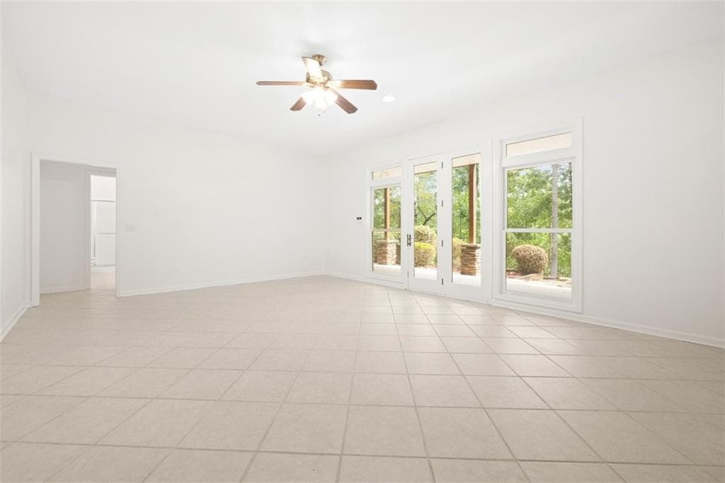 5 bedroom, 4 bathroom, 4,243 sq ft single family residence under contract at 124 SHORE Drive, Other-South Carolina, SC 29643 — photo 10