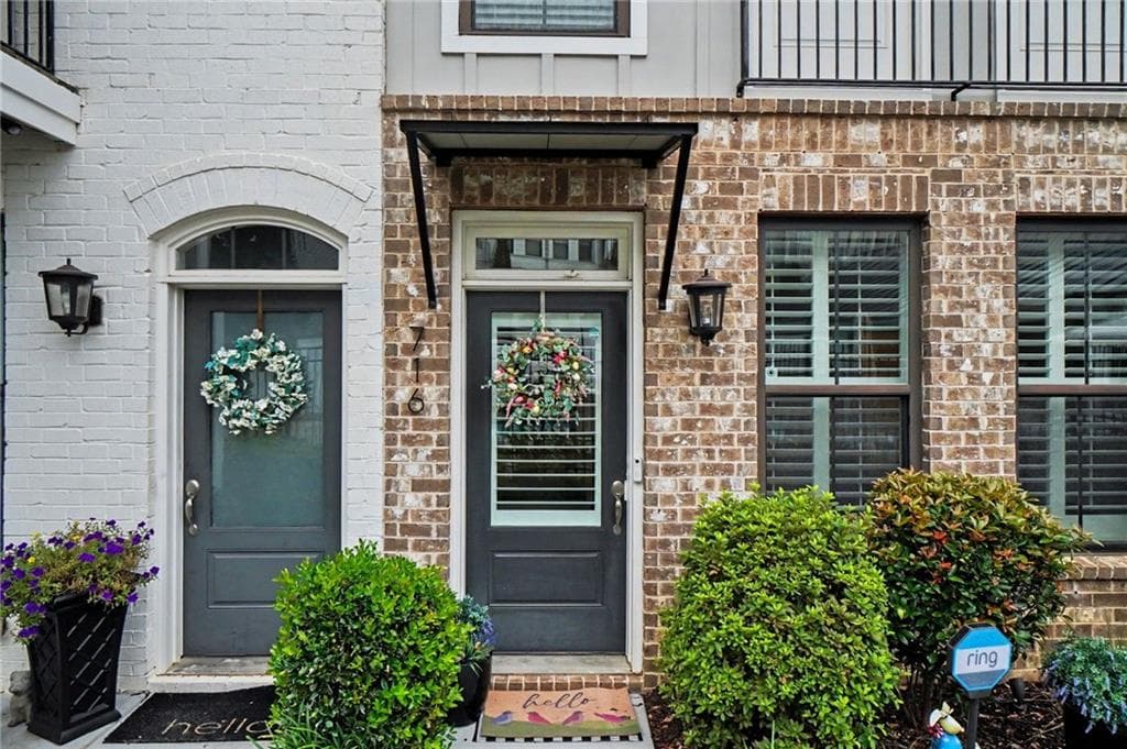 3 bedroom, 4 bathroom, 1,880 sq ft townhouse sold at 716 Morning Glory Way, Atlanta, GA 30324
