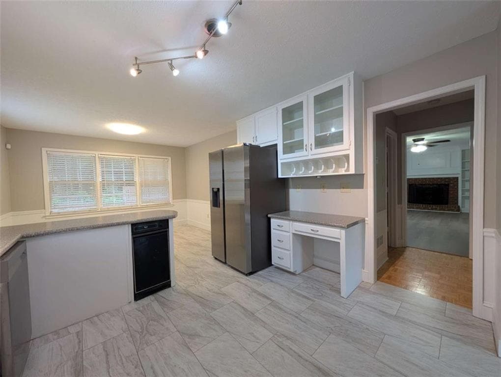 4 bedroom, 3 bathroom, 2,887 sq ft single family residence for rent at 443 Cricket Ridge Court, Lawrenceville, GA 30044 for $2,600 a month — photo 6