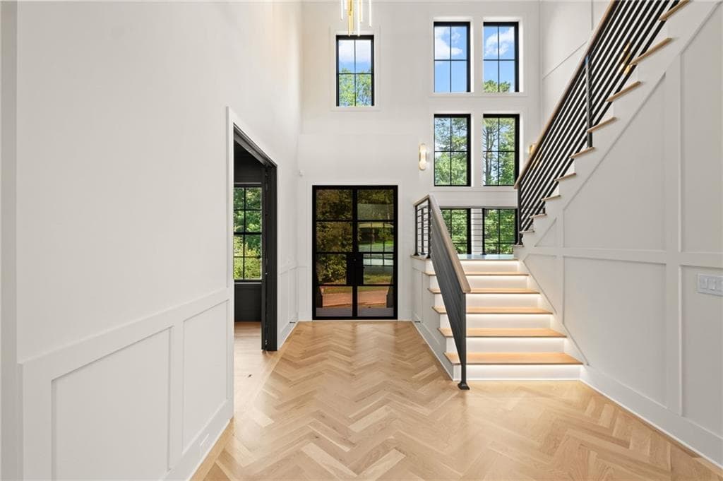 6 bedroom, 7 bathroom, 8,000 sq ft single family residence for sale at 1081 Hershey Drive, Marietta, GA 30062 — photo 7