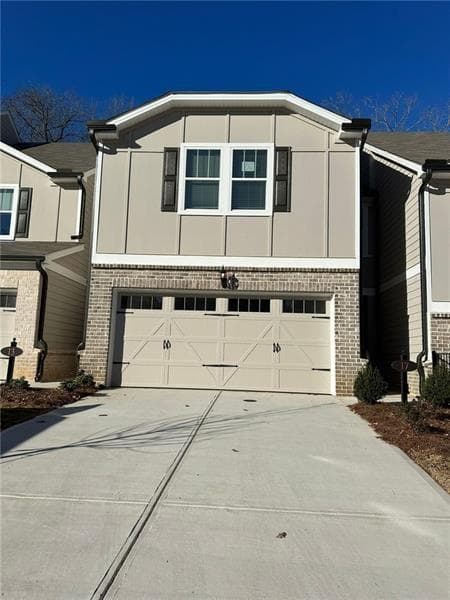 3 bedroom, 3 bathroom, 1,829 sq ft townhouse for rent at 17 Beech Lane, Dawsonville, GA 30534 for $2,100 a month — photo 1 of 29