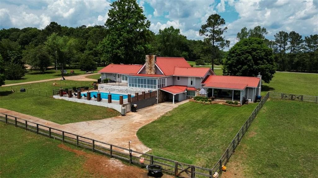 3 bedroom, 3 bathroom, 5,447 sq ft single family residence for sale at 335 Old Farm Road, Fayetteville, GA 30215