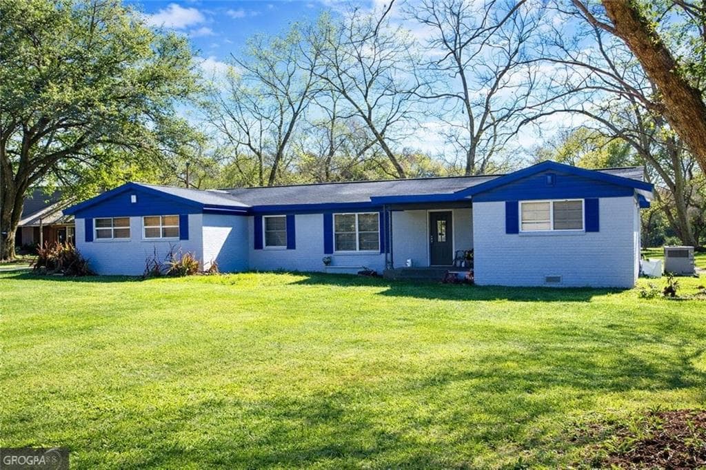 3 bedroom, 3 bathroom, 1,583 sq ft single family residence for sale at 3108 Leggett Drive, Albany, GA 31721