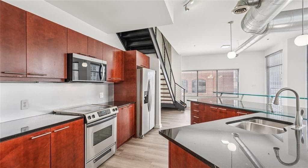 3 bedroom, 2 bathroom, 1,845 sq ft apartment for rent at 230 18th Street C1, Atlanta, GA 30363 for $3,427 a month — photo 10