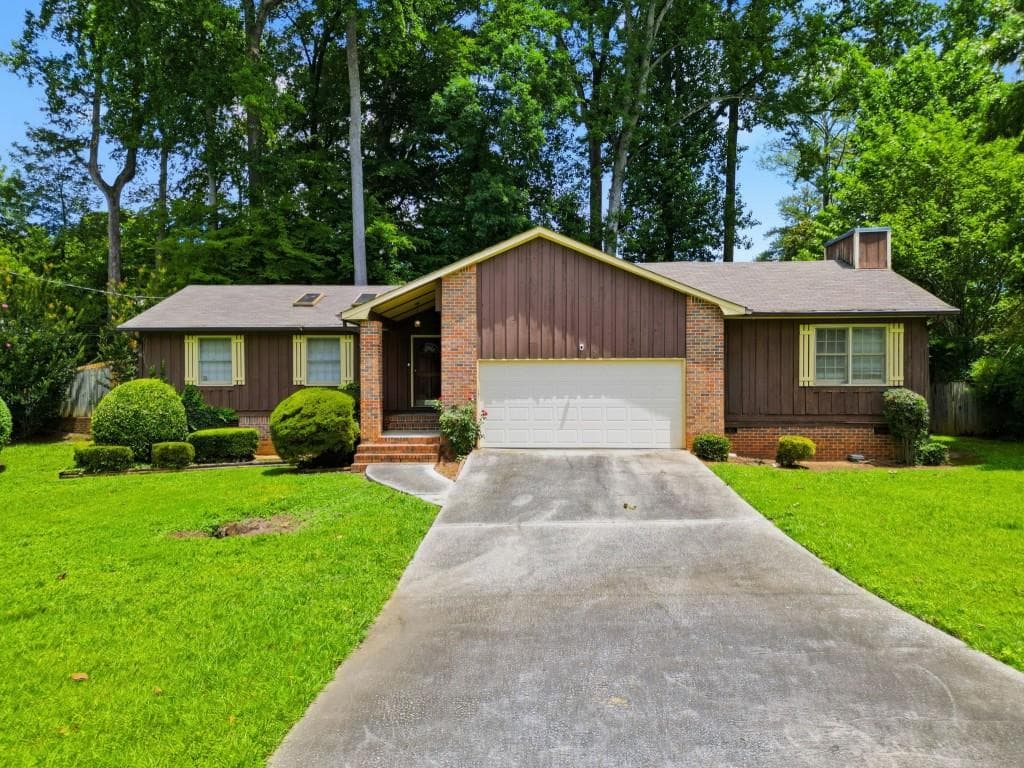 3 bedroom, 2 bathroom, 1,816 sq ft single family residence sold at 2604 Sunset Drive, Atlanta, GA 30345