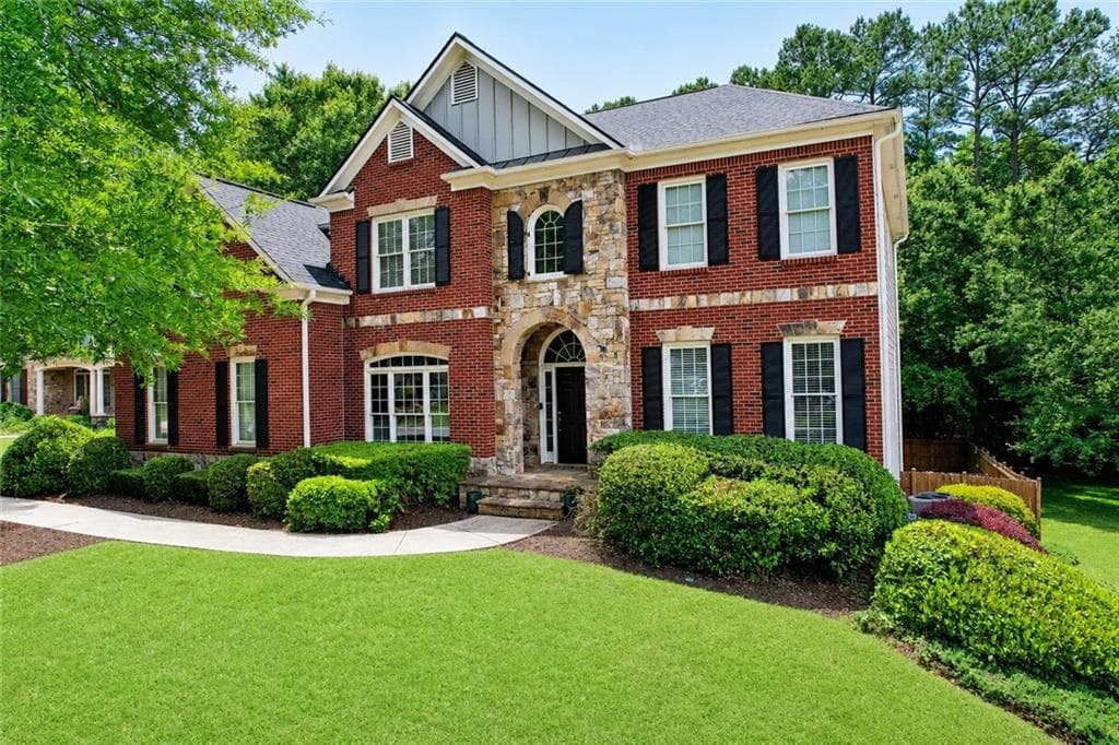5 bedroom, 4 bathroom, 3,790 sq ft single family residence sold at 1211 Bonshaw Trail, Marietta, GA 30064