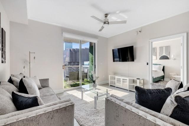 1 bedroom, 1 bathroom, 895 sq ft condominium for rent at 285 Centennial Olympic Park Drive 1607, Atlanta, GA 30313 for $2,395 a month — photo 1 of 25
