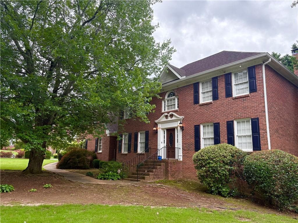 4 bedroom, 3 bathroom, 2,713 sq ft single family residence under contract at 2971 Brookside Run, Snellville, GA 30078
