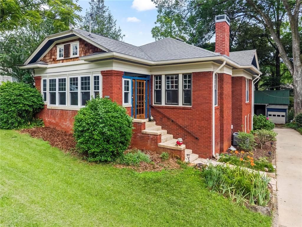 4 bedroom, 2 bathroom, 1,985 sq ft single family residence sold at 859 Virginia Circle, Atlanta, GA 30306