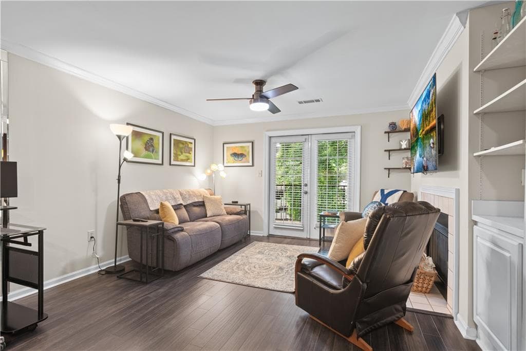 1 bedroom, 1 bathroom, 696 sq ft condominium for sale at 3655 Habersham Road B240, Atlanta, GA 30305 — photo 6
