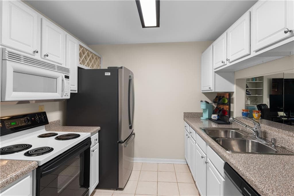 1 bedroom, 1 bathroom, 696 sq ft condominium for sale at 3655 Habersham Road B240, Atlanta, GA 30305 — photo 10