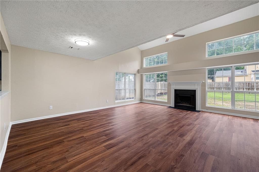 3 bedroom, 3 bathroom, 1,703 sq ft single family residence for sale at 1682 Harvest Hill Lane, Kennesaw, GA 30144 — photo 7