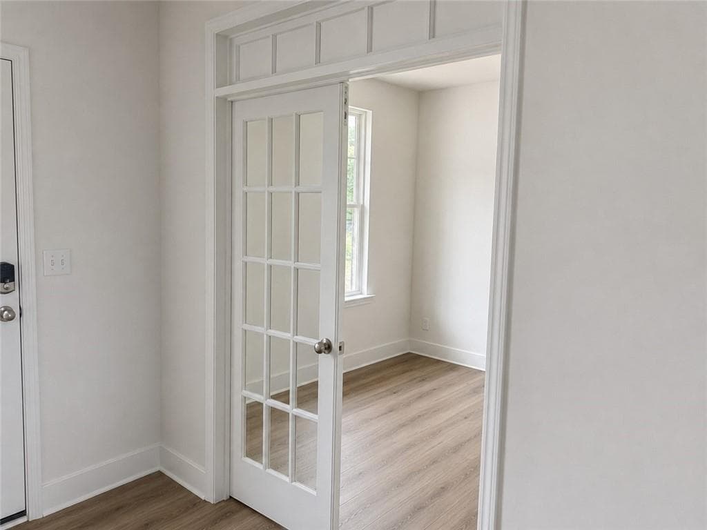 5 bedroom, 4 bathroom, 3,004 sq ft single family residence under contract at 814 Lennox Drive, Conyers, GA 30094 — photo 6