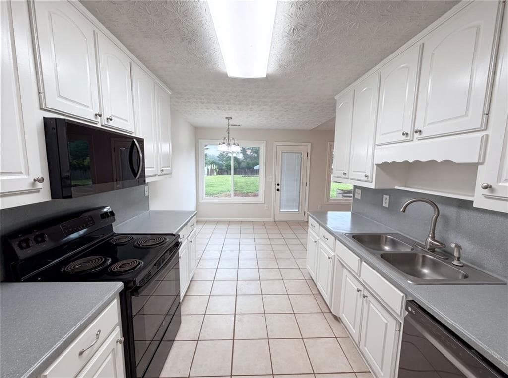 3 bedroom, 2 bathroom, 1,743 sq ft single family residence under contract at 919 Elijah Way, Bethlehem, GA 30620 — photo 7