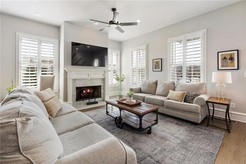 4 bedroom, 4 bathroom, 2,200 sq ft townhouse for rent at 357 S Esplanade, Alpharetta, GA 30009 for $9,800 a month — photo 4