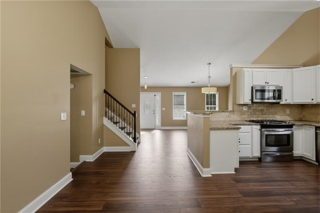 3 bedroom, 3 bathroom, 1,234 sq ft single family residence for sale at 3125 Brookfield Drive, Austell, GA 30106 — photo 8