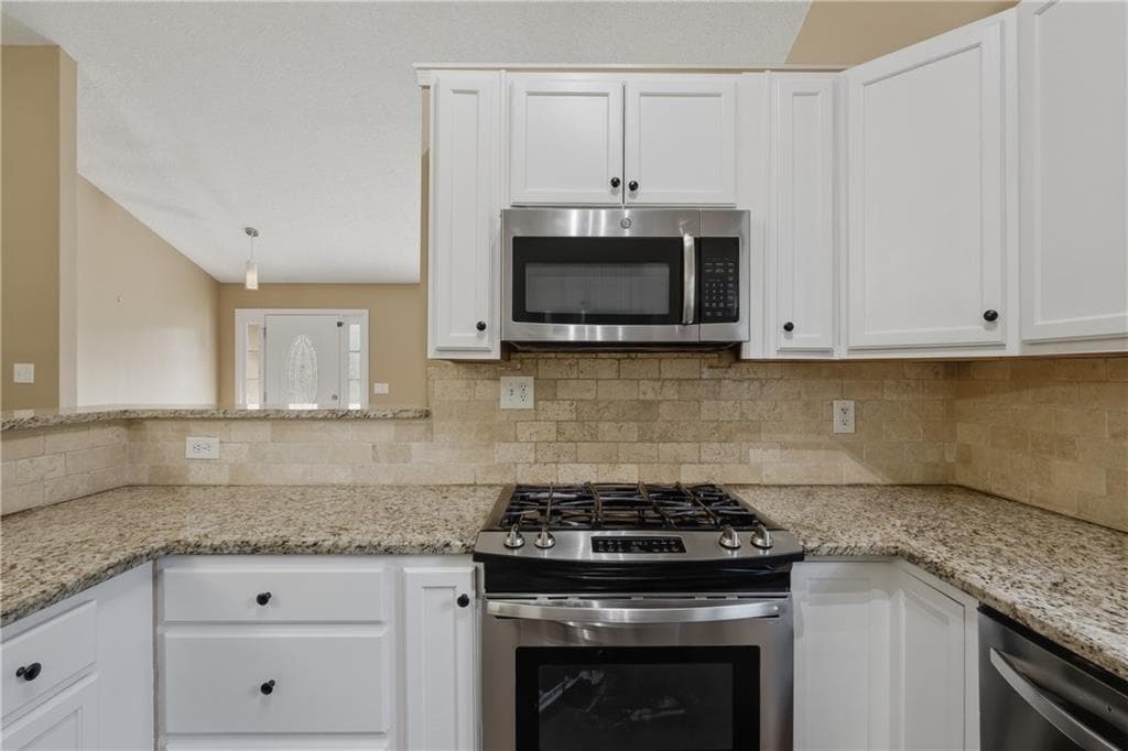 3 bedroom, 3 bathroom, 1,234 sq ft single family residence for sale at 3125 Brookfield Drive, Austell, GA 30106 — photo 9