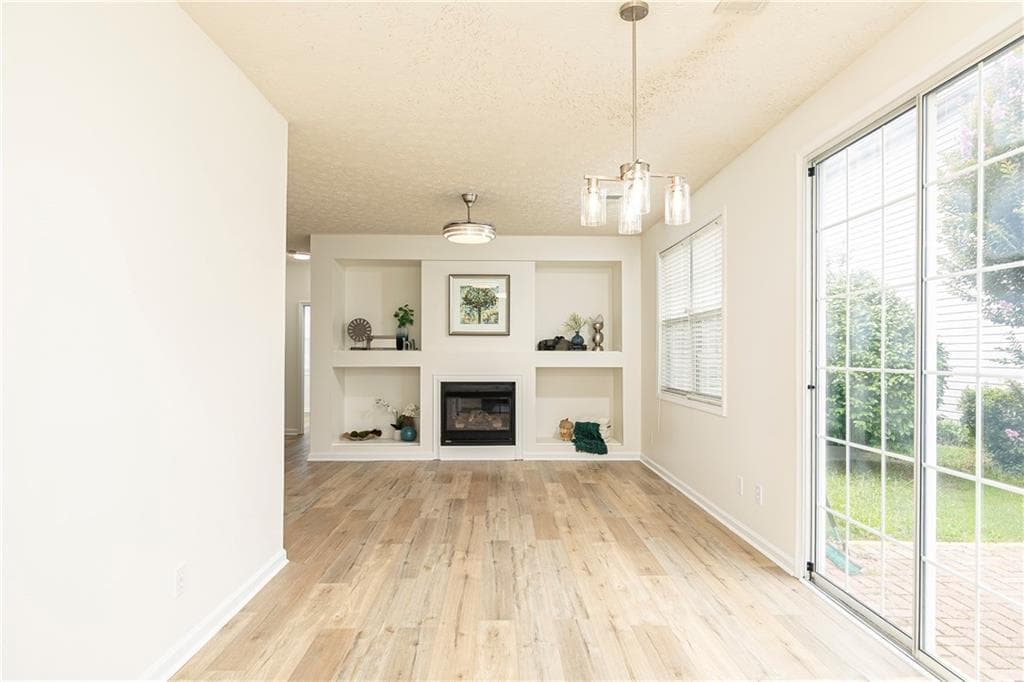 2 bedroom, 2 bathroom, 1,041 sq ft single family residence for sale at 707 Bedford Court, Woodstock, GA 30188 — photo 10