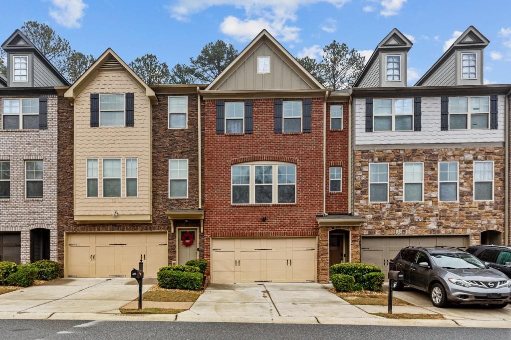 4 bedroom, 4 bathroom, 2,376 sq ft townhouse for rent at 3209 Hallmark Lane, Buford, GA 30519 for $2,375 a month — photo 1 of 38