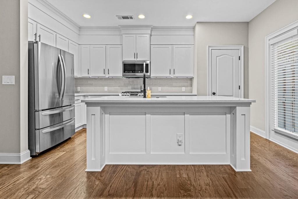 4 bedroom, 4 bathroom, 2,376 sq ft townhouse for rent at 3209 Hallmark Lane, Buford, GA 30519 for $2,375 a month — photo 9