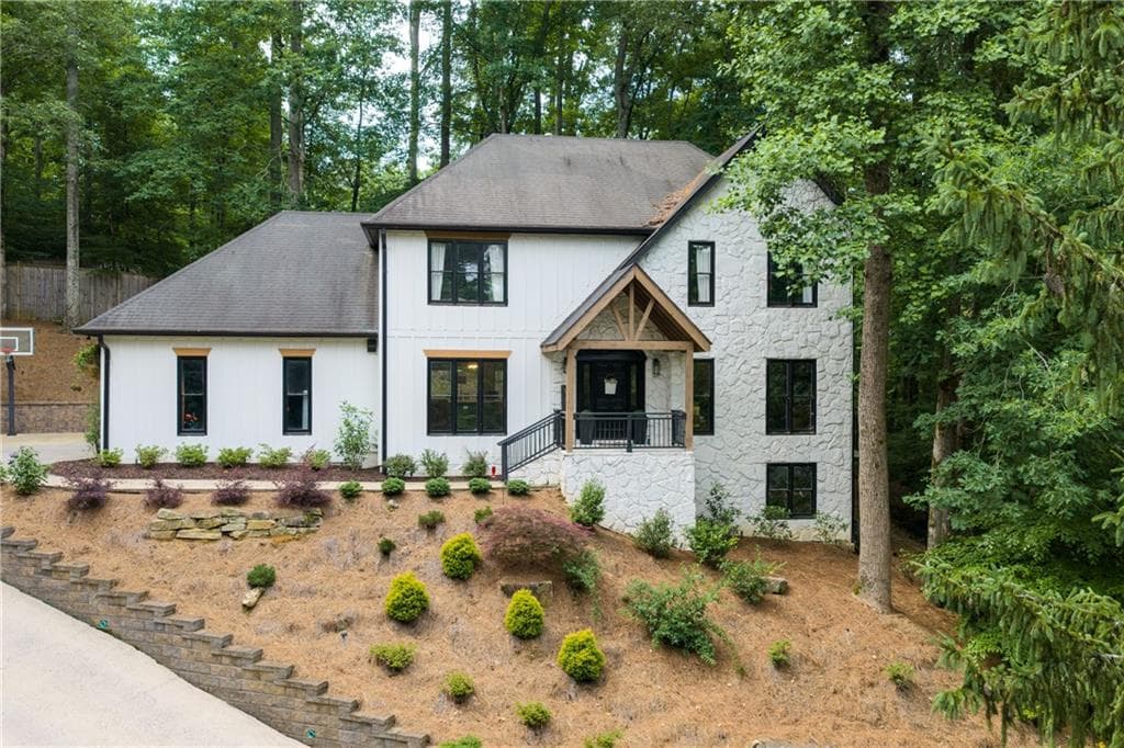 1821 Bromley Way, Roswell, GA 30075 — most recent listing photo