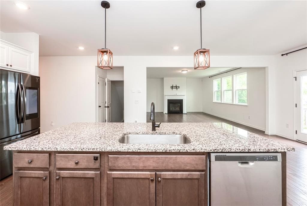 5 bedroom, 3 bathroom, 3,443 sq ft single family residence for rent at 5575 Coltman Drive, Cumming, GA 30028 for $2,800 a month — photo 10