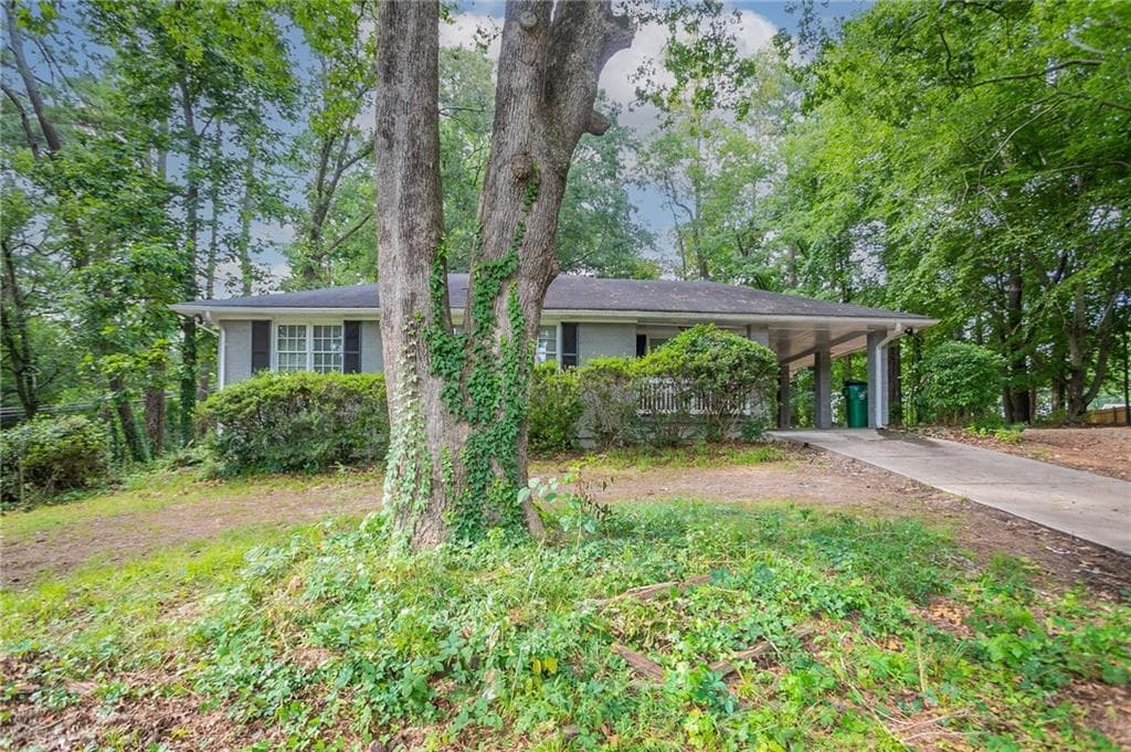 5 bedroom, 3 bathroom, 1,628 sq ft single family residence under contract at 4696 Rockbridge Road, Stone Mountain, GA 30083